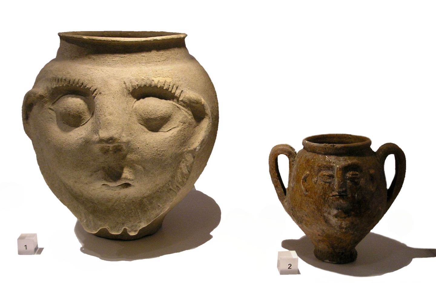 Roman face pot artefacts