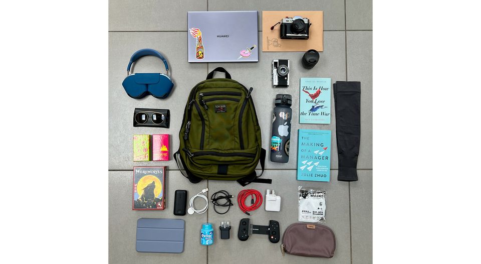Contents of Henry's suitcase
