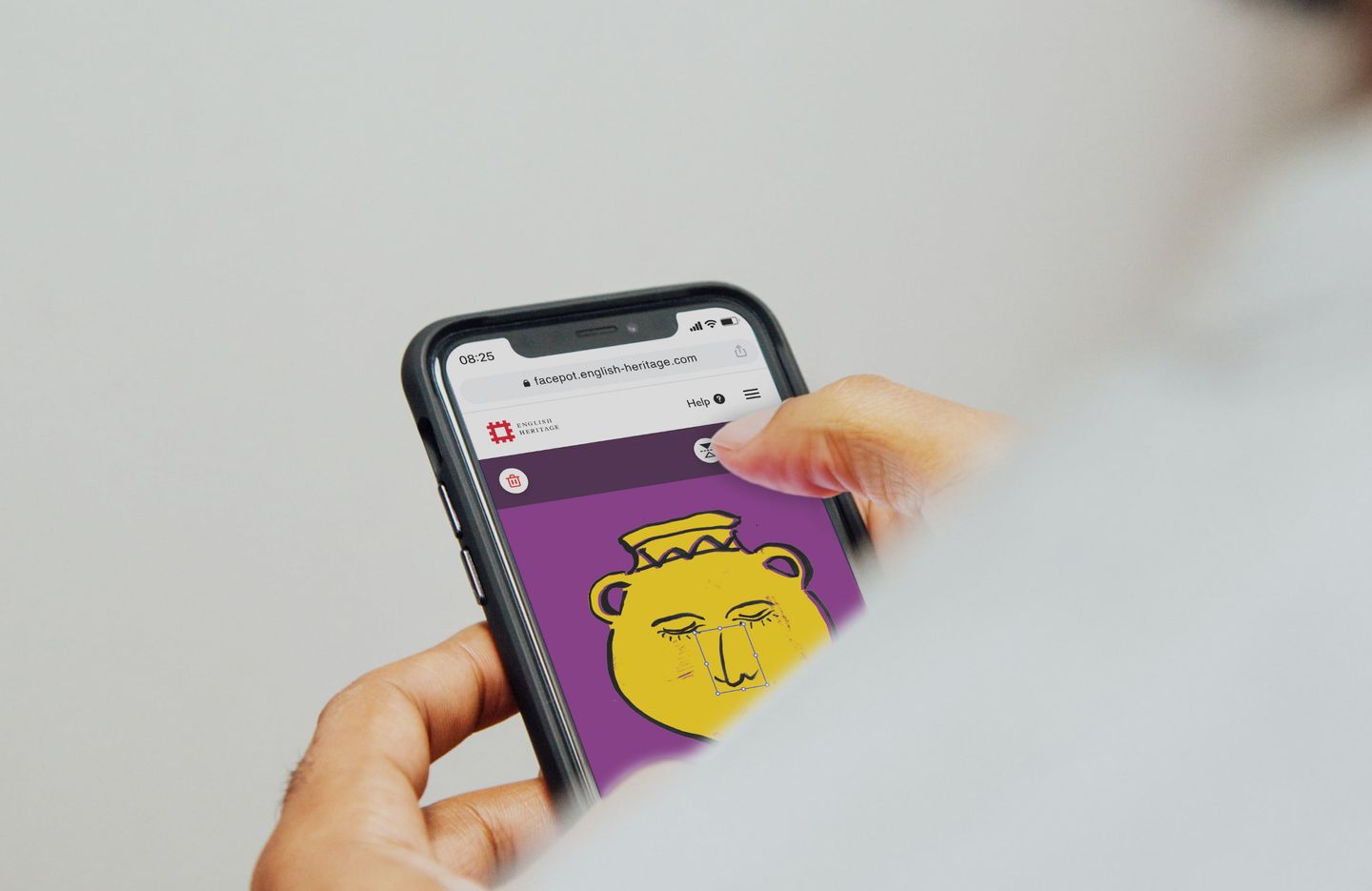 English Heritage face pot creator on mobile